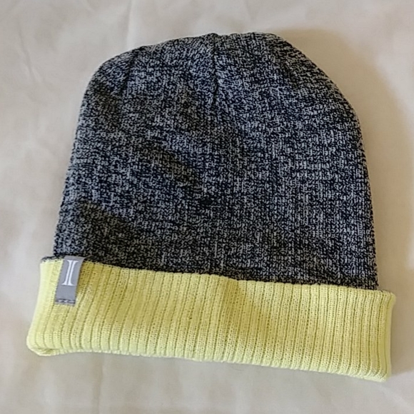 Beanie - Picture 6 of 7